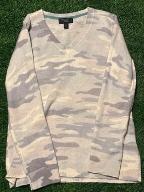 Charter Club Luxury V-Neck Camo Cashmere Sweater Medium